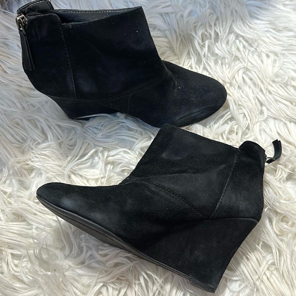 Women’s booties